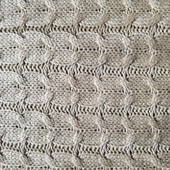 Danielle Bernstein X WeWoreWhat Cable Crop Sweater Sz M - Picture 3 of 13